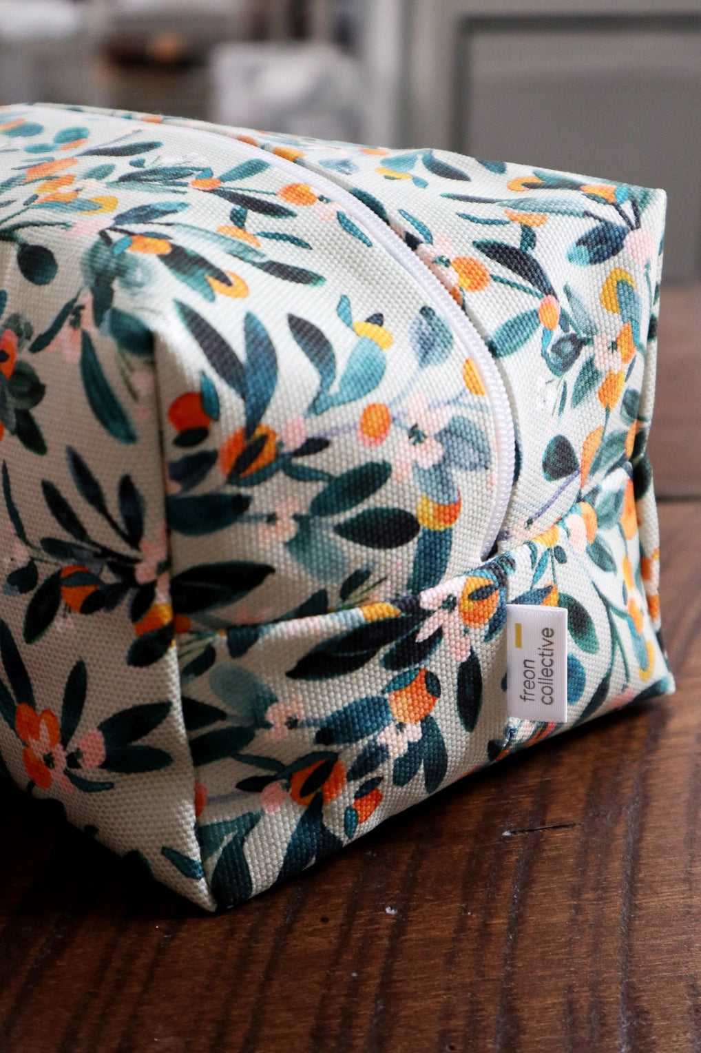 Sage Citrus Makeup Bag