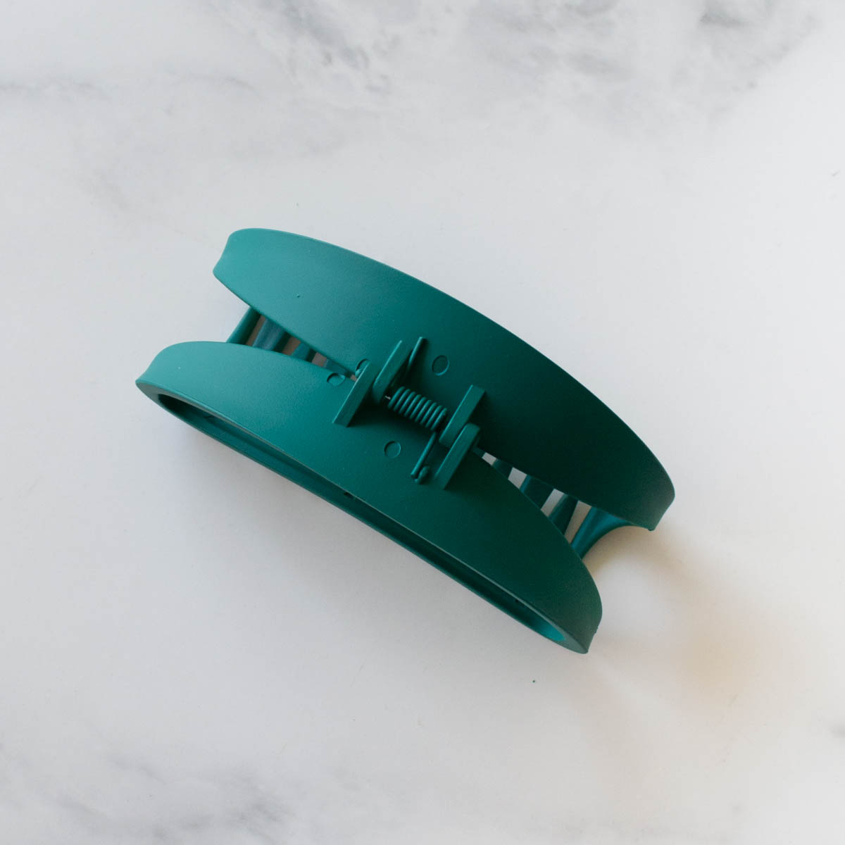 Bean Hair Claw Clip