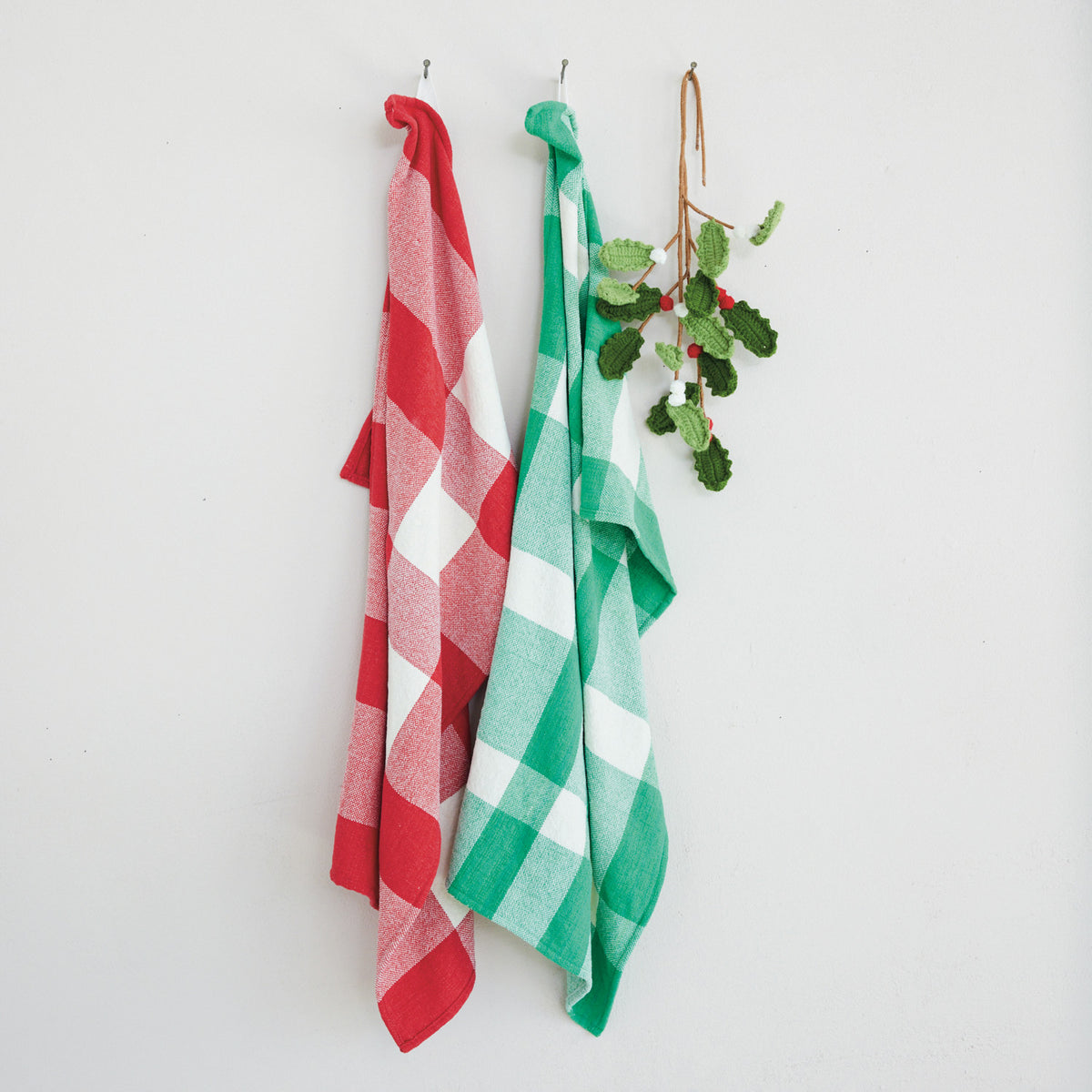 Cotton chenille tea towel set, red and green buffalo check pattern