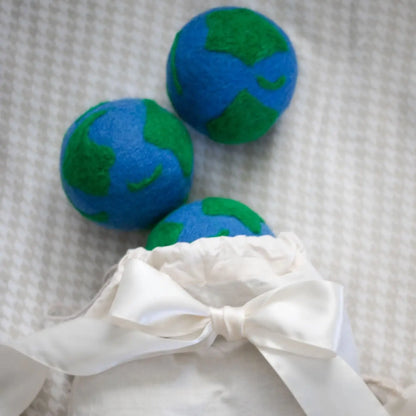 Mama Earth Dryer Ball